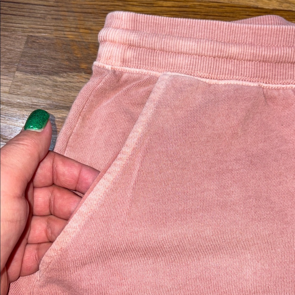 OLD NAVY sweat shorts - Picture 2 of 8